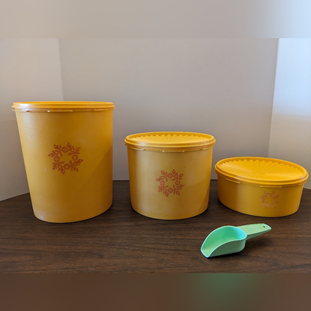Tupperware Set of 3 Canisters Harvest Orange with Servalier Seal Lids Vintage